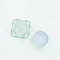 AROMANDISE - Flacon à épices poudreur + entonnoir + poivre noir 50 g