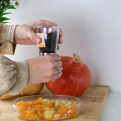 AROMANDISE - Moulin à épices, entonnoir et poivre noir bio