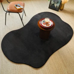 DÉCOWEB - Tapis contemporain de forme organique - hypnose - noir velours - 200 x 300 cm