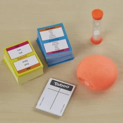 HASBRO GAMING - Taboo - enfants contre parents - jeu de societe de reflexion
