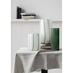 J-LINE - Vase en verre vert 10.5x10.5x28 cm