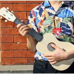 KIKKERLAND - Ukulélé à faire soi-même