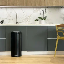 KITCHEN MOVE - Poubelle de cuisine à pédale urban noir acier inoxydable 30 l