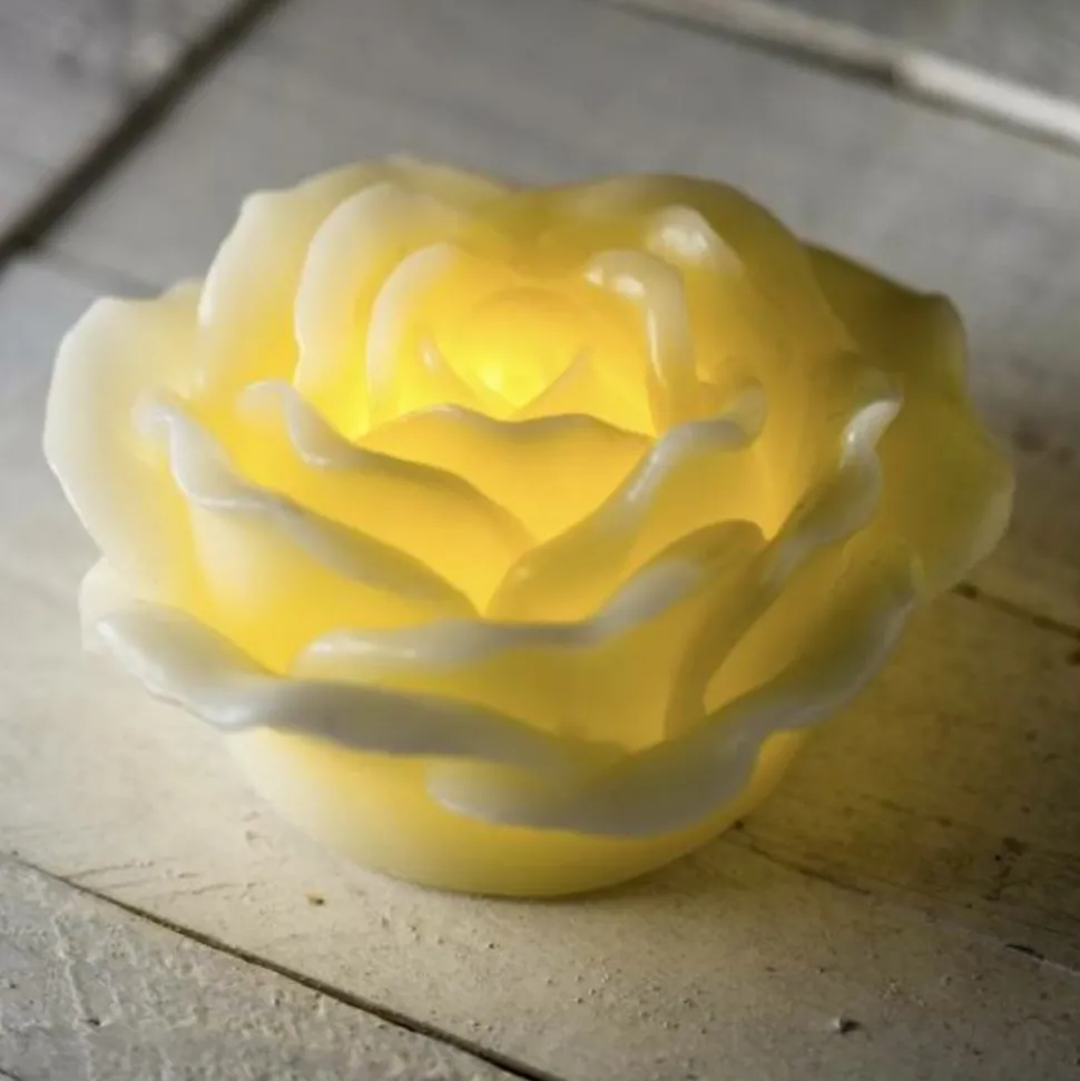 LOTTI - Bougie en forme de rose lumineuse cire ivoire à piles led blanc chaud effet flamme lotti
