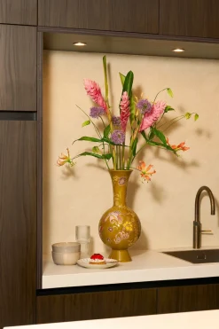 MICA DECORATIONS - Mica decorations - vase en céramique ocre h47