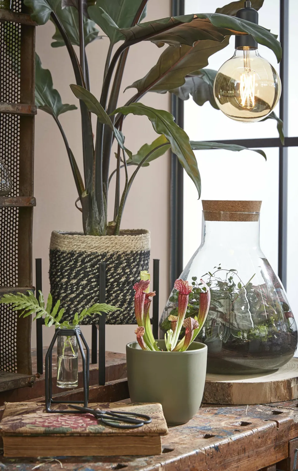 MICA DECORATIONS - Mica decorations - vase en verre recyclé h32