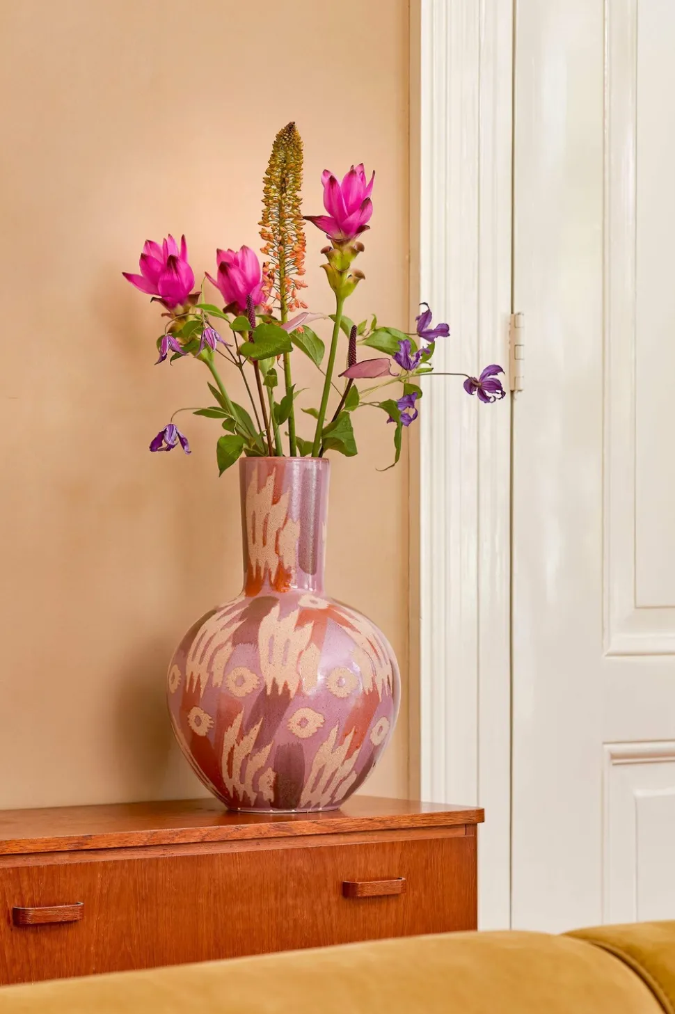 MICA DECORATIONS - Mica decorations - vase en céramique rose et beige h34