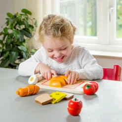 NEW CLASSIC TOYS - Planche d'aliments en bois à découper
