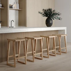 RENDEZ-VOUS DÉCO - Haida - tabouret pour îlot central 66 cm en teck et rotin naturel