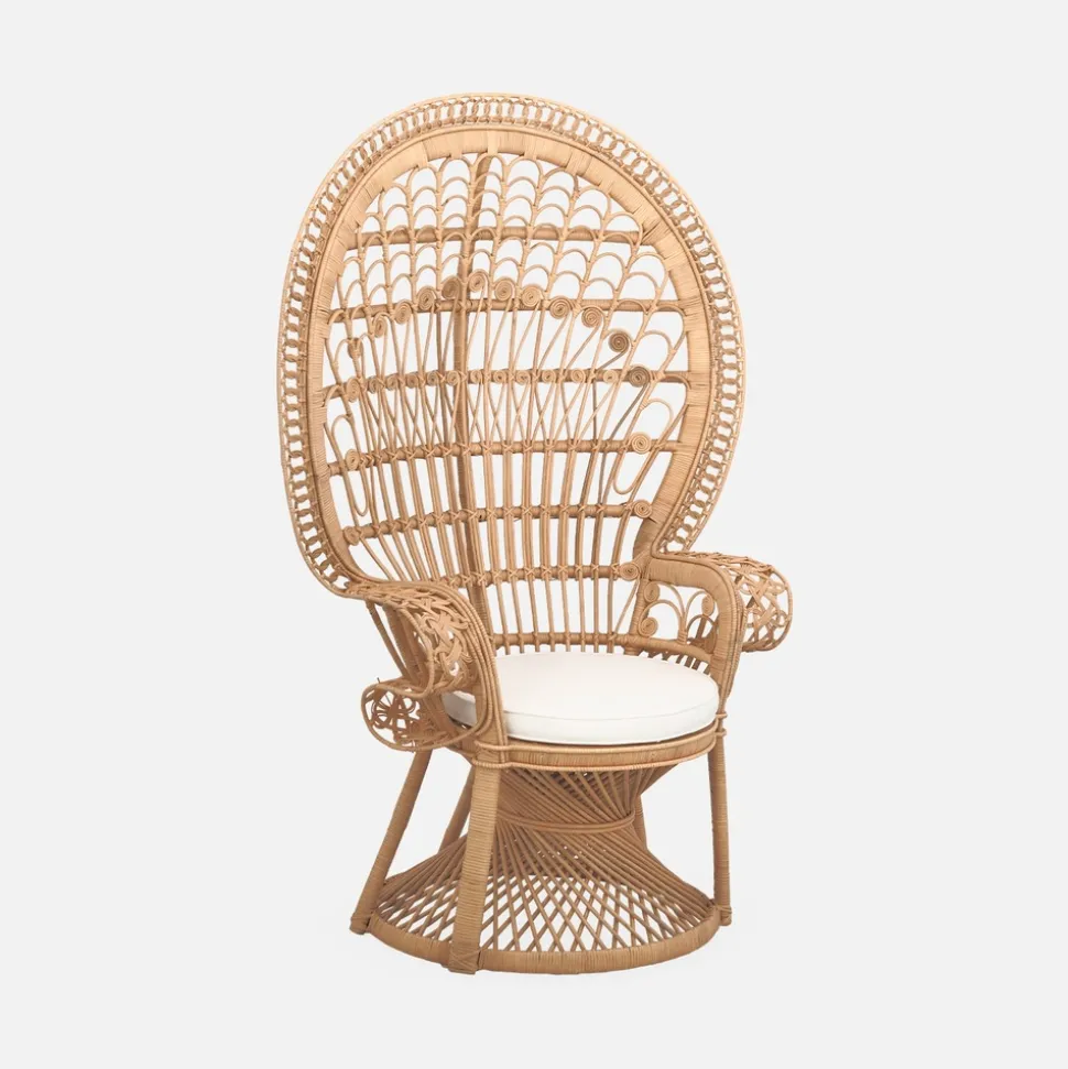 SWEEEK - Fauteuil vintage en rotin avec coussin d'assise. Mahe. L 110 x p 60 x h150cm