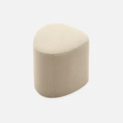 SWEEEK - Tabouret. Pouf en forme de galet en tissu beige. Tao l 60 x p 44 x h 40cm