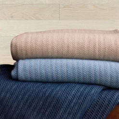 TOISON D'OR - Toison d'or - plaid laine 100%