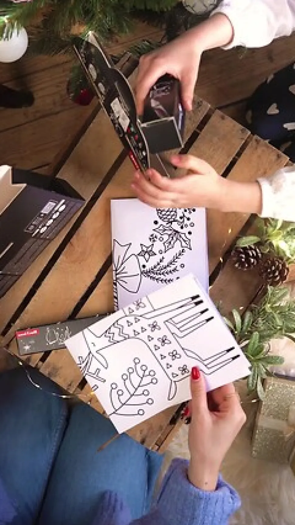 UNI BALL - Coffret de 4 marqueurs à craie Chalk Marker PWE5M - 4 coloris de Noël